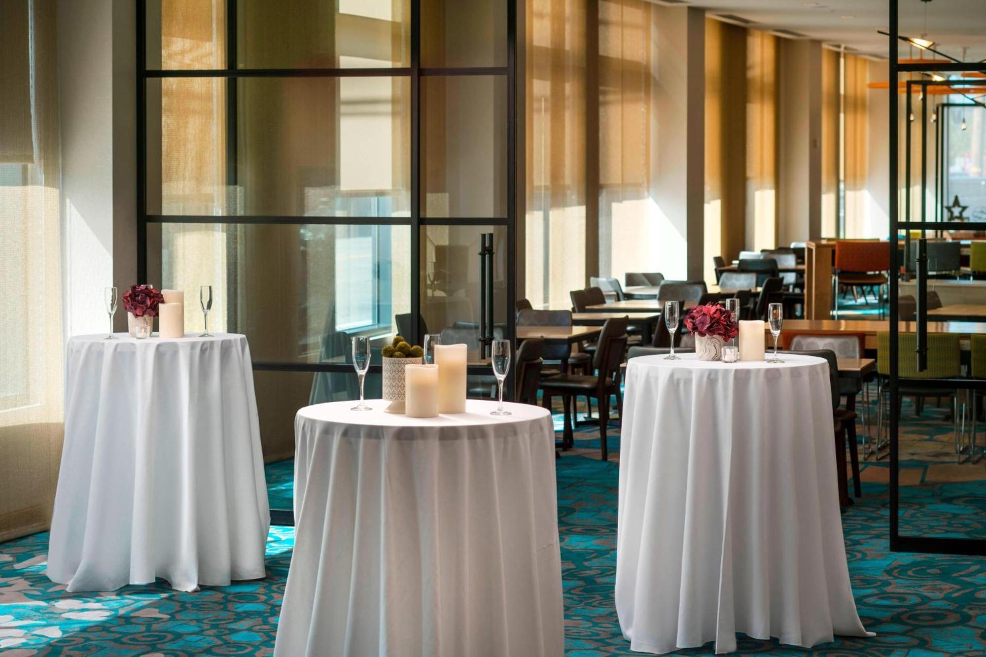 By Marriott Boston Hotel 3*